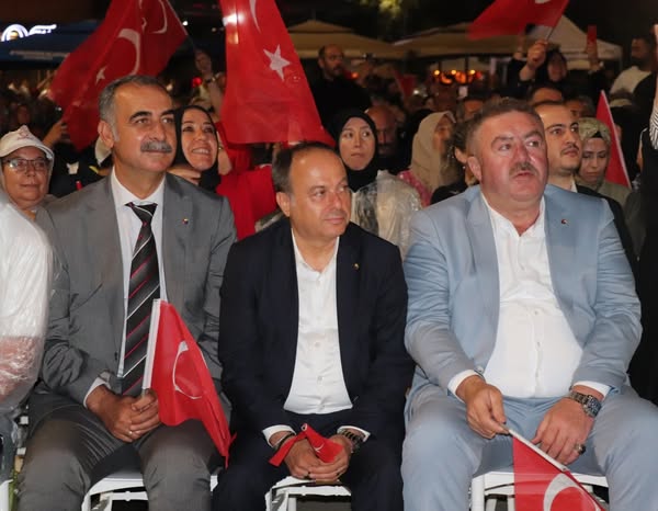 Afyonkarahisar'da 15 Temmuz Demokrasi ve Millî Birlik Günü Coşkusu
