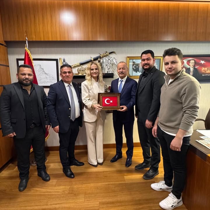 Afyonkarahisar Milletvekili Engelliler Günü'nde Özel Eğitim Merkezi Sahiplerini Ağırladı