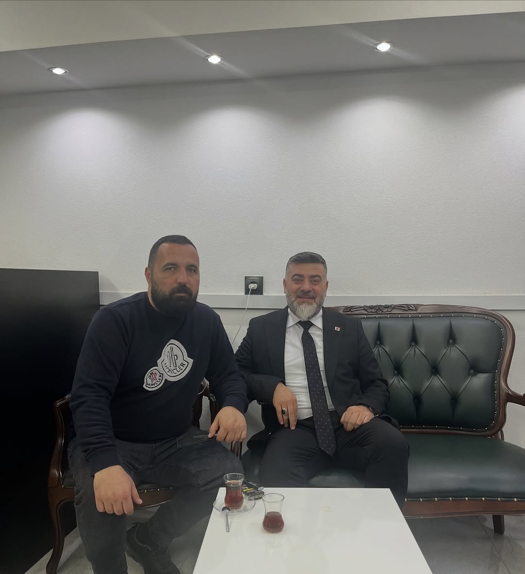 Afyonkarahisar Muhtarlar Derneği Başkanı Suat Uygur'dan Esnaf Ziyareti