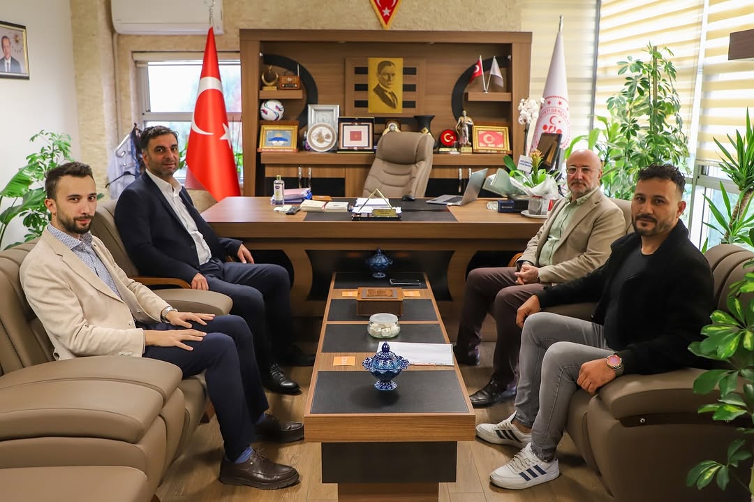 Afyonkarahisar Gençlik Kolları ve AFMOD Başkanları İl Gençlik ve Spor Müdürünü Ziyaret Etti