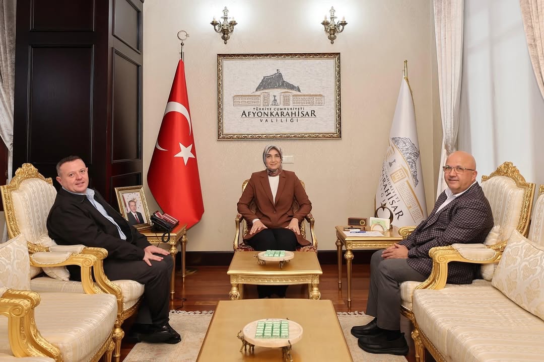 Afyonkarahisar Valiliği Valimiz Doç. Dr. Kübra Güran Yiğitbaşı'yı Kabul Etti