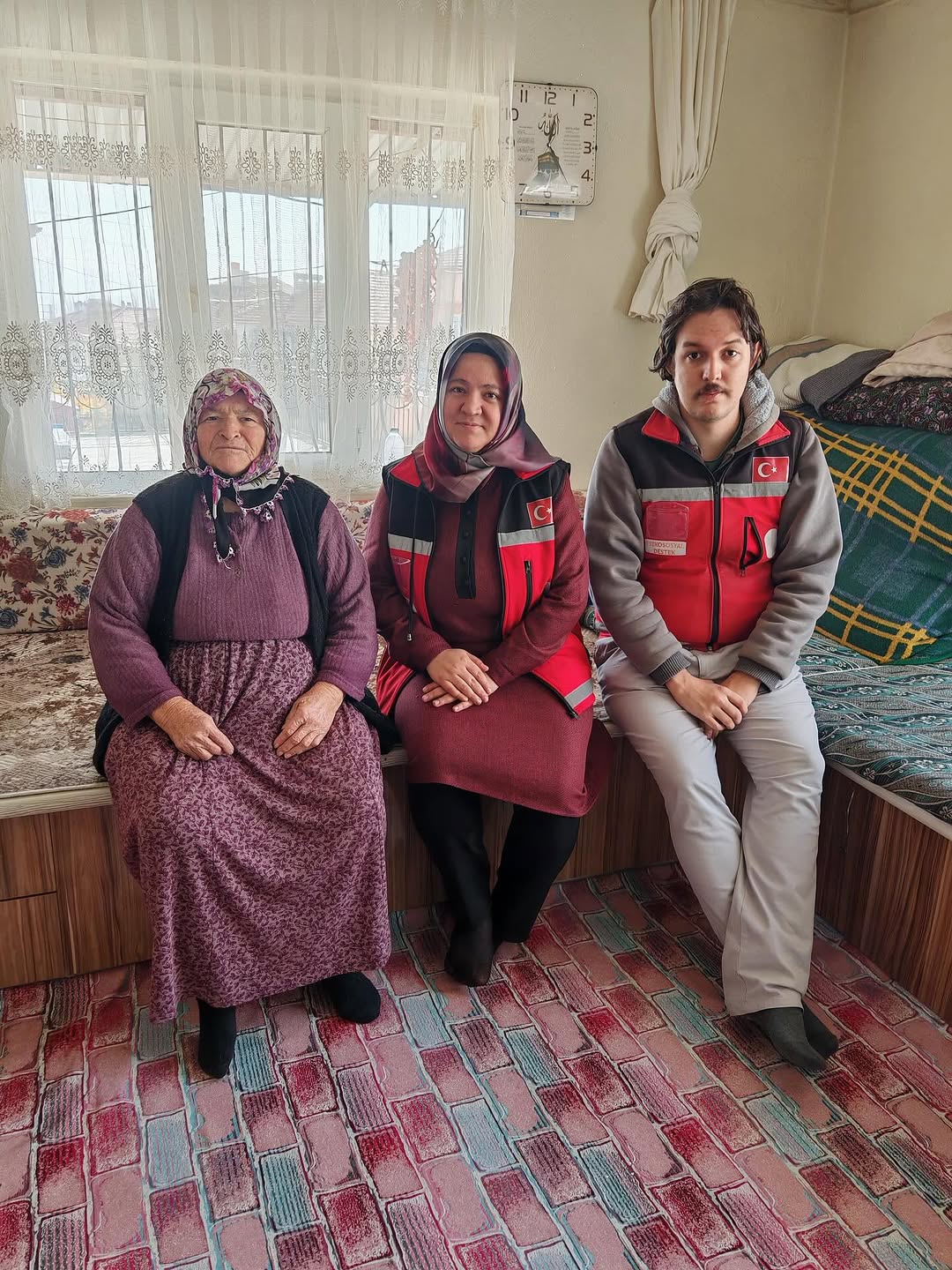 Sandıklı Sosyal Hizmet Merkezi Şehit Ailelerine Vefa Ziyaretlerine Devam Ediyor