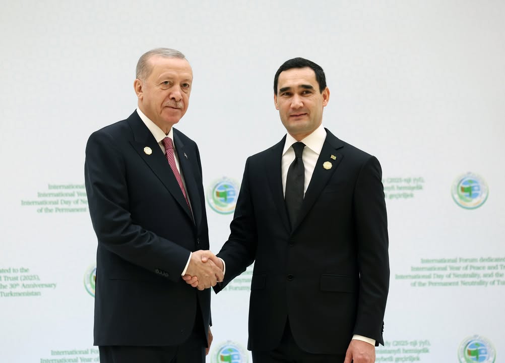 Türkmenistan'daki Uluslararası Barış ve Güven Forumu Hakkında Recep Tayyip Erdoğan'ın Paylaştığı Fotoğraflar