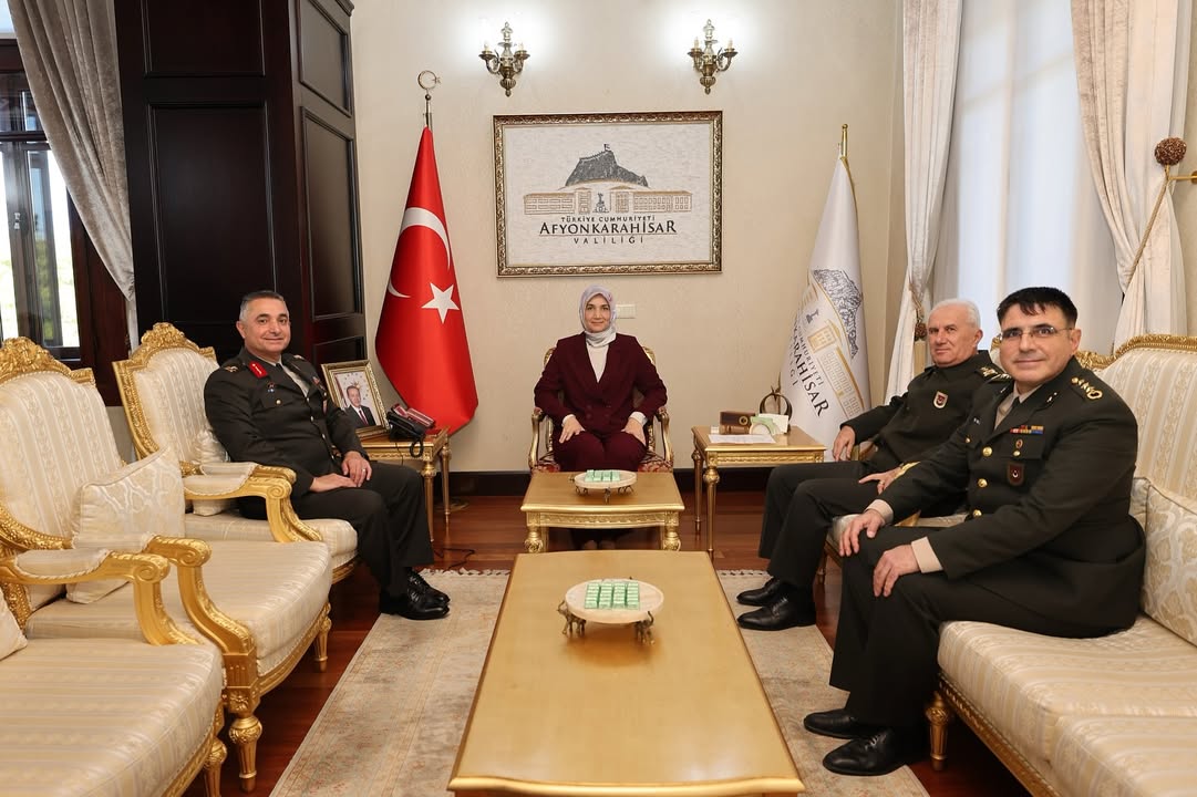 Afyonkarahisar Valiliği, Vali Doç. Dr. Kübra Güran Yiğitbaşı'nın ASAL Genel Müdürü ve Diğer Yetkilileri Kabul Ettiği Fotoğrafı Paylaştı