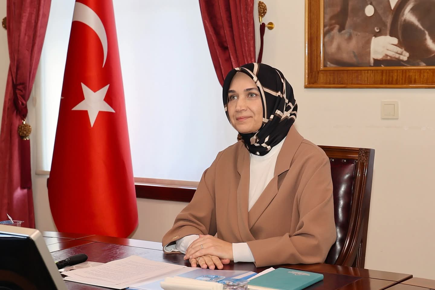 Afyonkarahisar Valisi Doç. Dr. Kübra Güran Yiğitbaşı Başkanlığında Değerlendirme Toplantısı Yapıldı