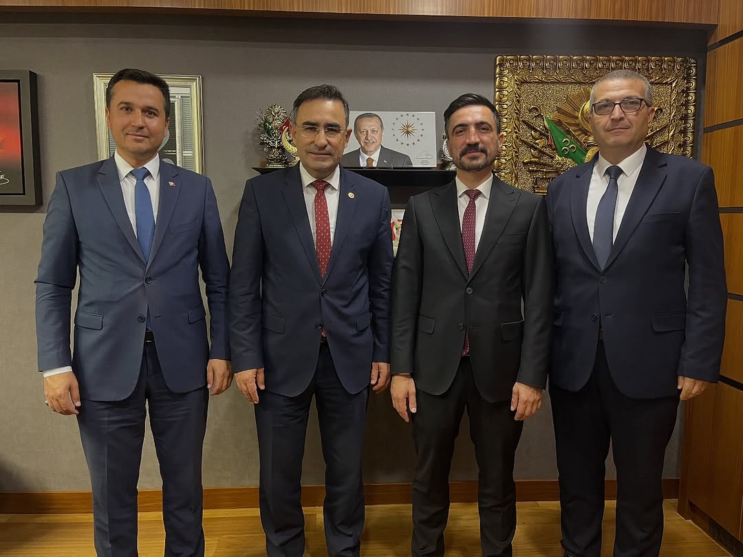 Gazi Meclis'te Memleketin Yükünü Omuzlayan Gönül İnsanları Ağırlandı