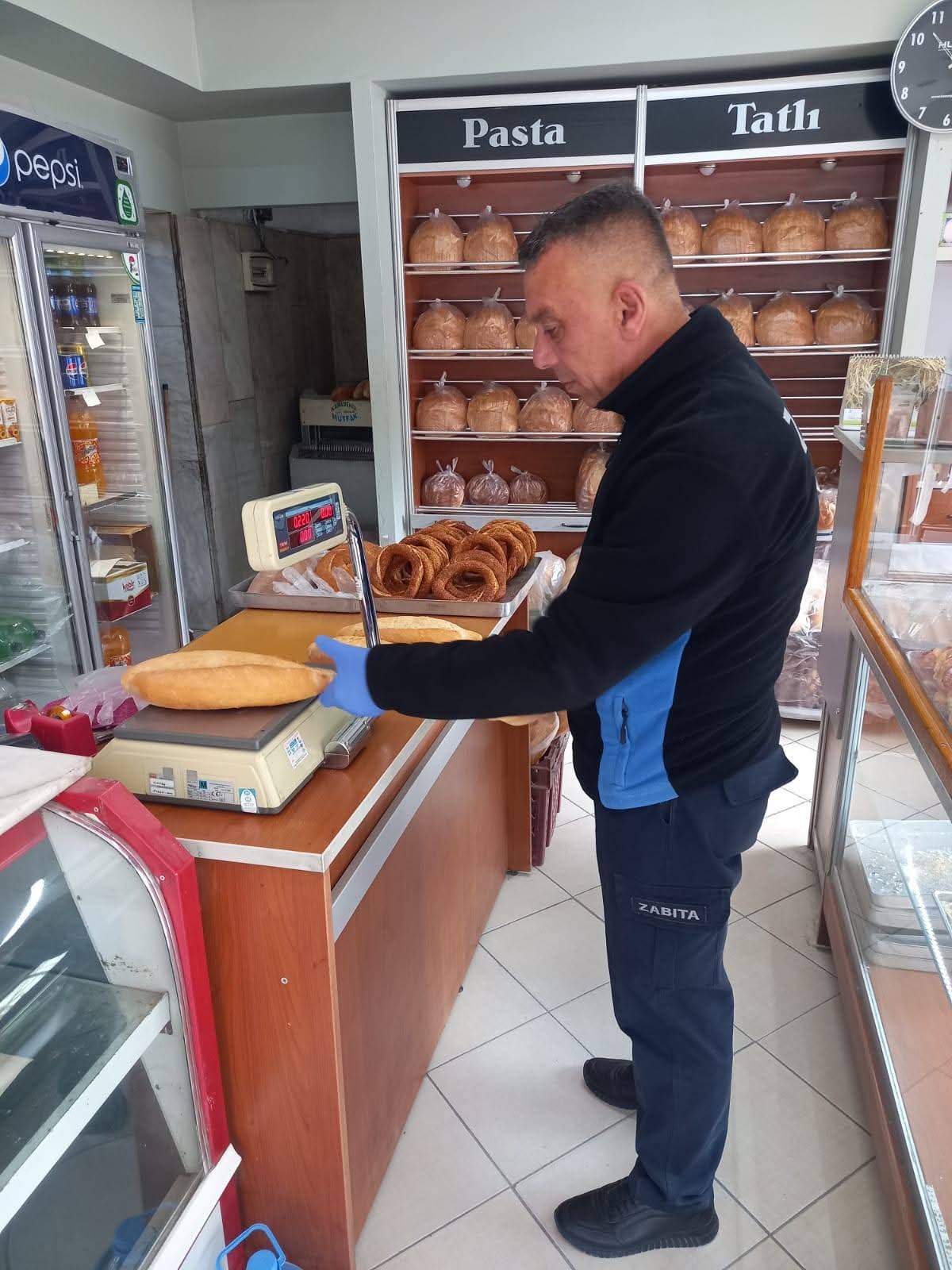 Emirdağ Belediyesi'nden Fırın ve Unlu Mamullerde Gramaj ve Hijyen Denetimi