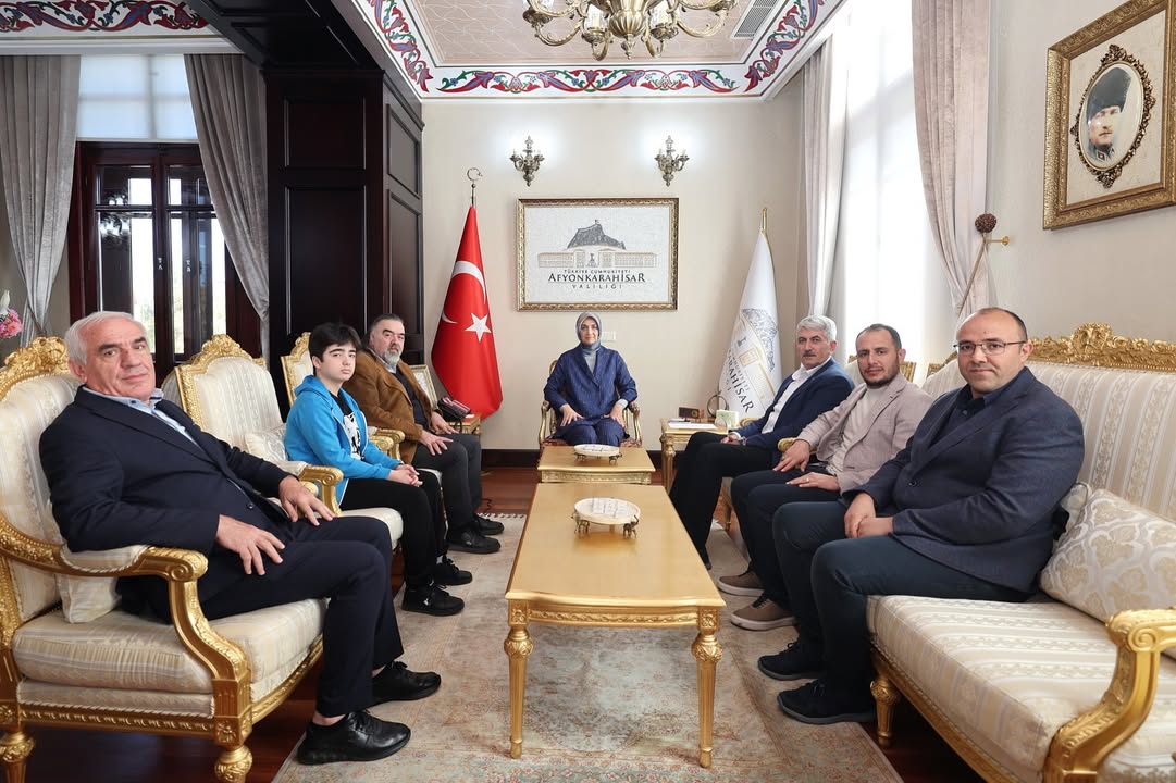 Valimiz Doç. Dr. Kübra Güran Yiğitbaşı, Basın İlan Kurumu Üyelerini Kabul Etti