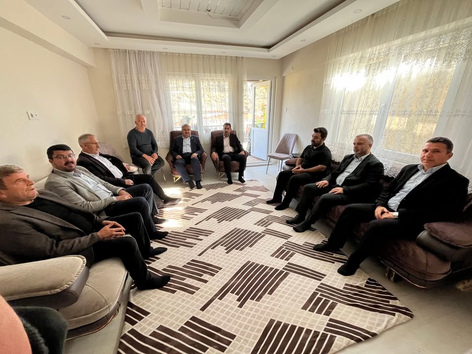 Ali Yelin'in Babası İçin Taziye Ziyareti