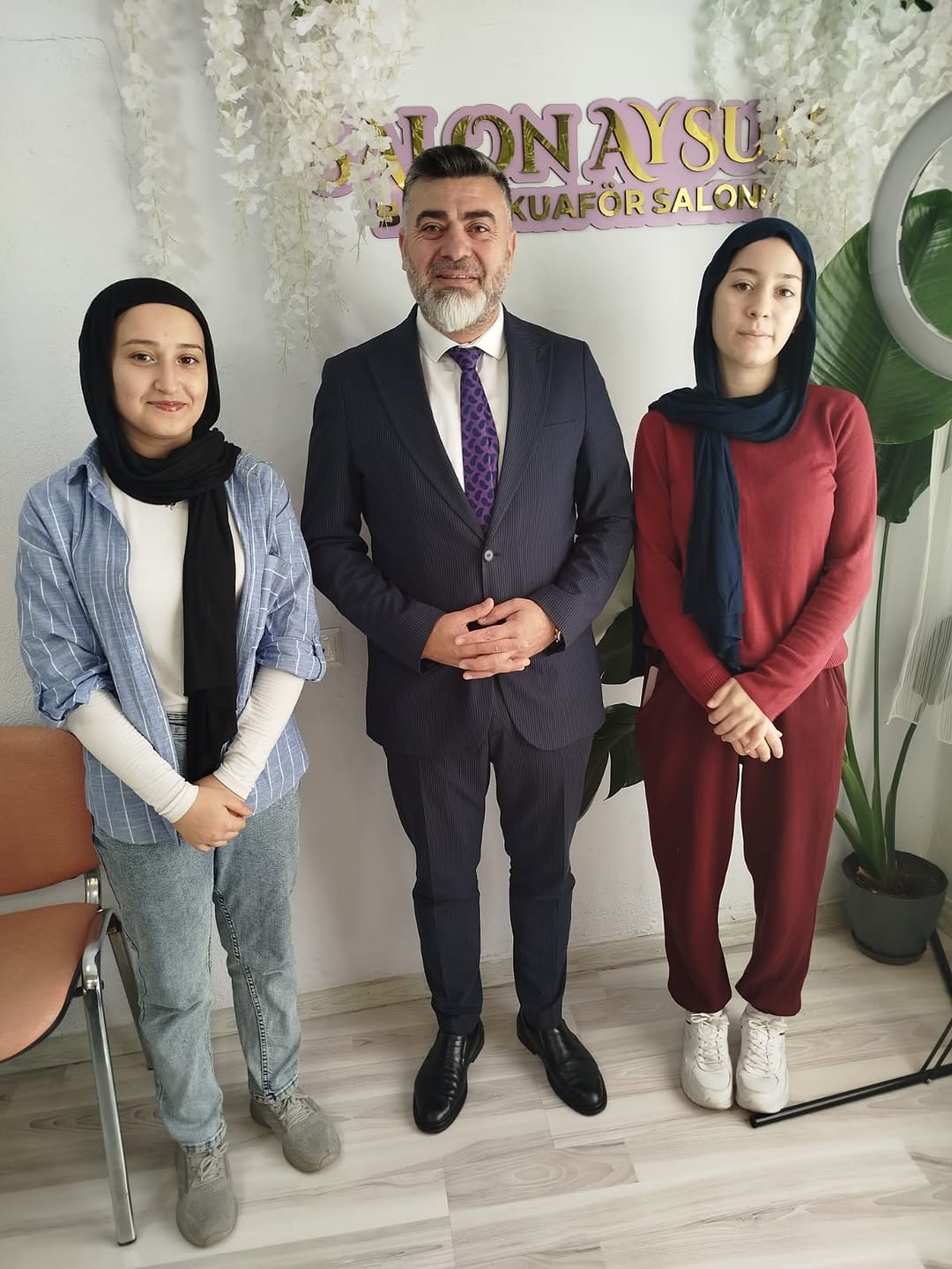 Geleceğin Ustalarıyla Birlikteyiz - Berberler ve Kuaförler Odası