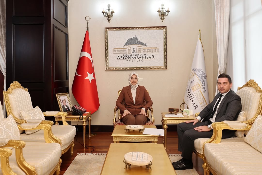 Valimiz Doç. Dr. Kübra Güran Yiğitbaşı, İş İnsanı Burak Çelik'i Kabul Etti