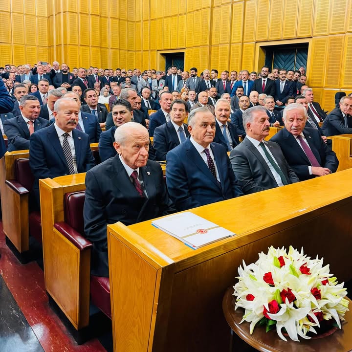 Türk Milletinin Umudu: Devlet Bahçeli'nin İzinde