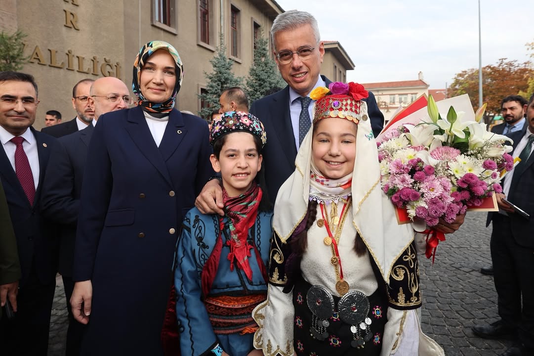 Sağlık Bakanı Kemal Memişoğlu Afyonkarahisar Valiliği'ni Ziyaret Etti