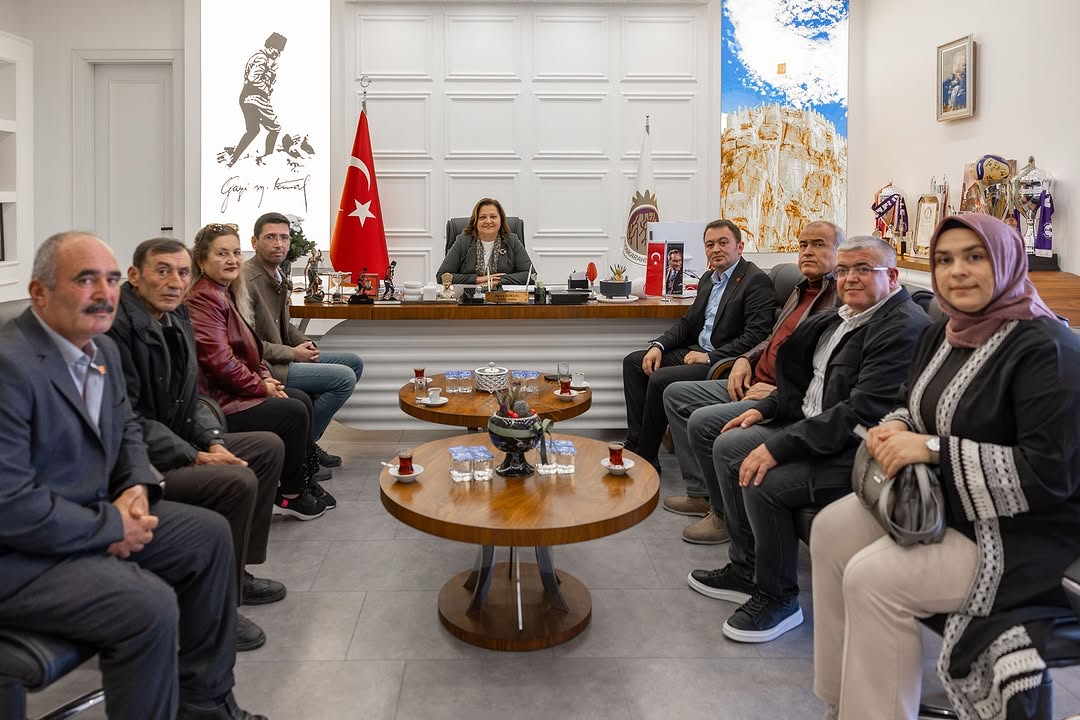 CHP Çay İlçe Başkanı ve Yönetim Kurulu Üyeleri ile Görüşme