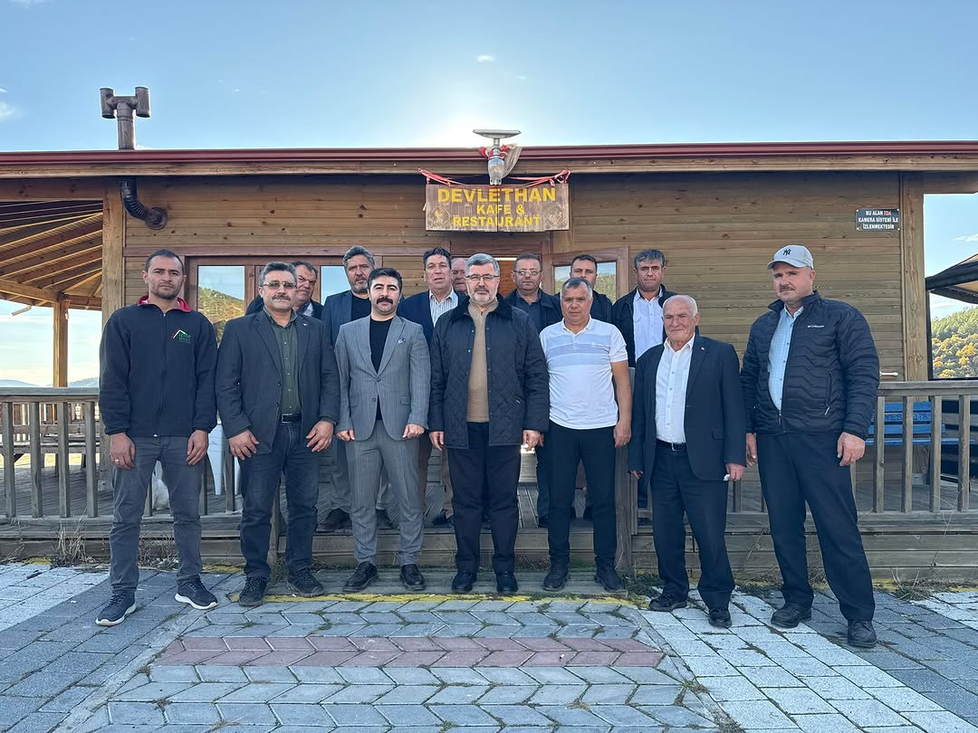 Afyonkarahisar AK Parti Milletvekili Avukat Ali Özkaya Hocalar İlçesinde İstişare Toplantısı Gerçekleştirdi