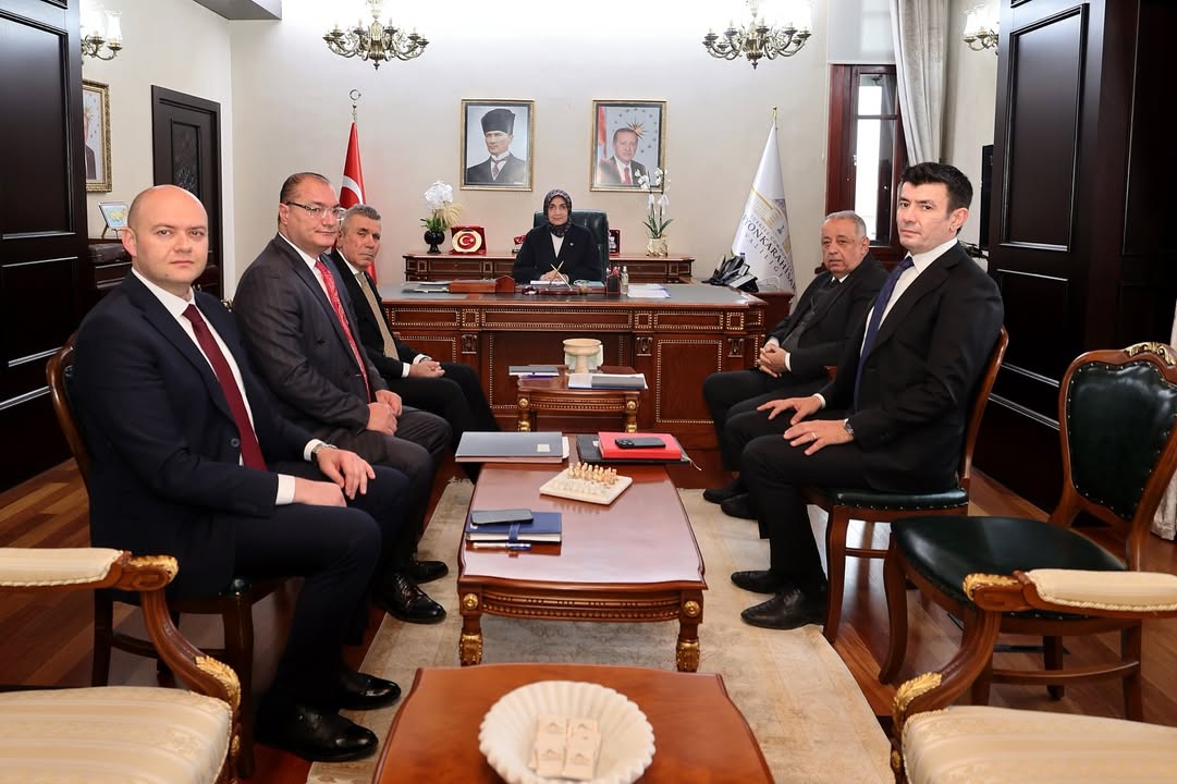 Afyonkarahisar Valiliği Haftalık Değerlendirme Toplantısı Gerçekleştirdi