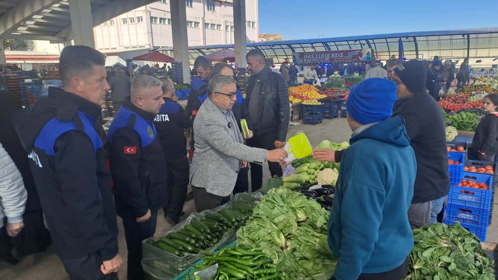 Şuhut Belediye Başkanı Muhittin Özaşkın'dan Pazaryeri Düzenlemesi