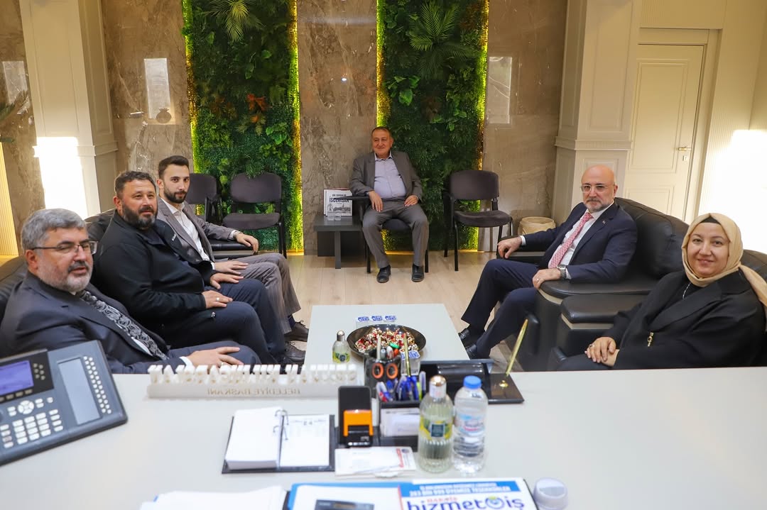 AK Parti İscehisar İlçe Başkanı Seyhan Kılınçarslan'ı Ziyaret Etti