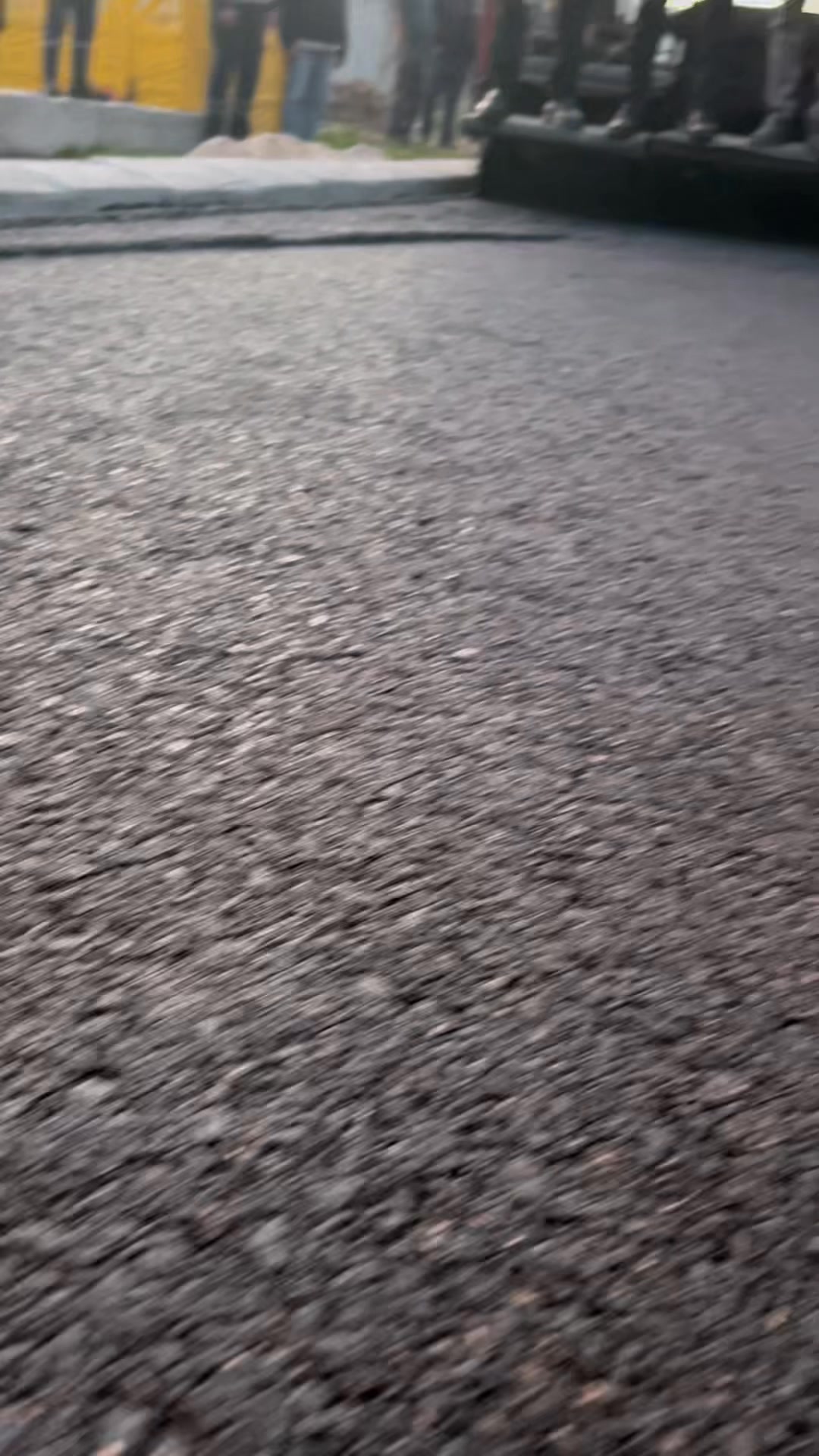 Erkmen Beldesi'nde Yeni Asfalt Çalışmaları Devam Ediyor