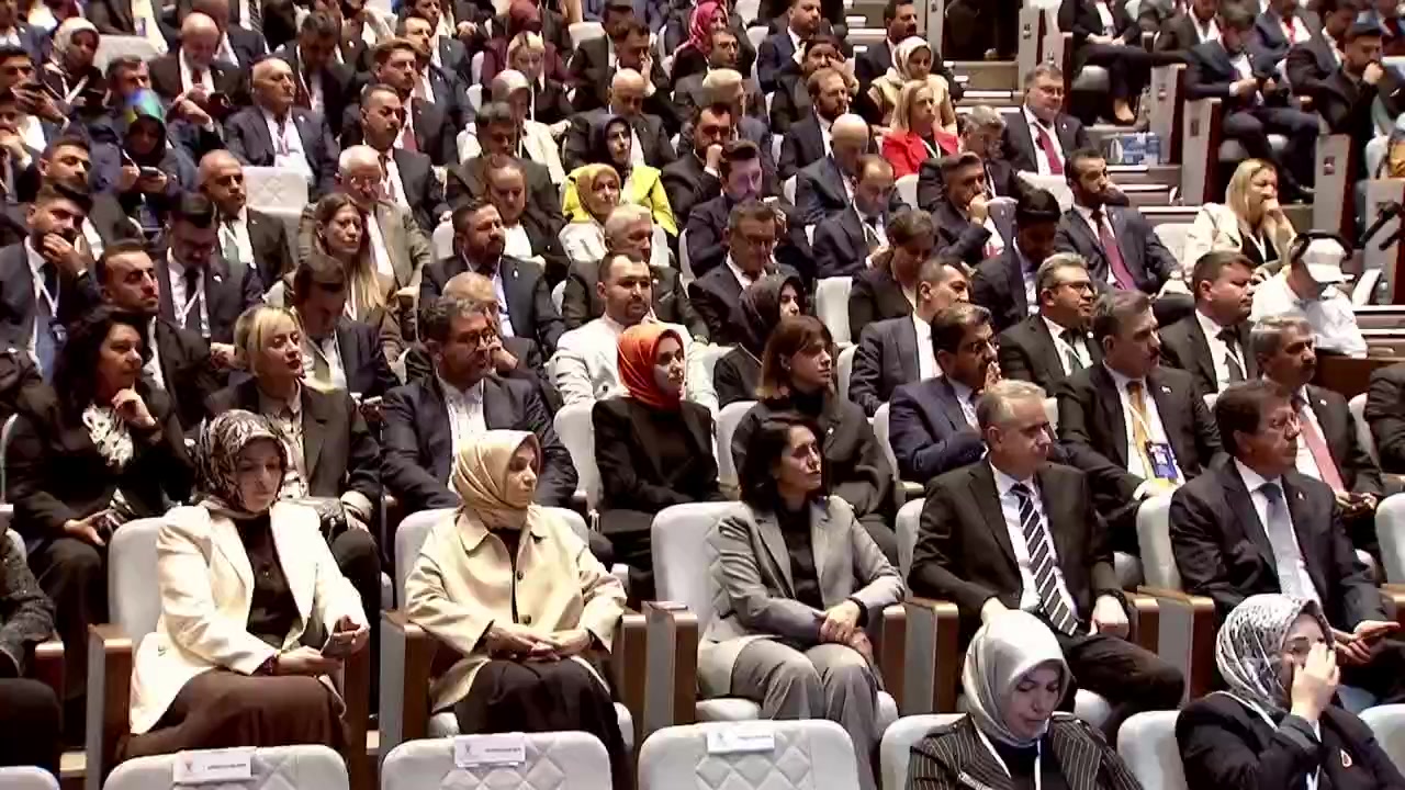 Türkiye Cumhurbaşkanı Erdoğan'dan Önemli Açıklama: AK Parti Genişletilmiş İl Başkanları Toplantısı