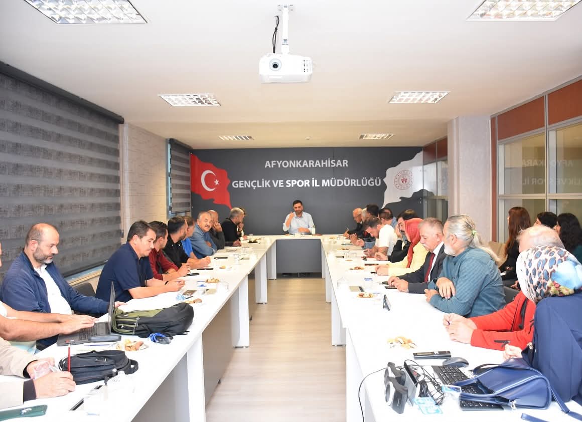 Afyonkarahisar'da Yeni Sezon Öncesi Spor Toplantısı Gerçekleştirildi