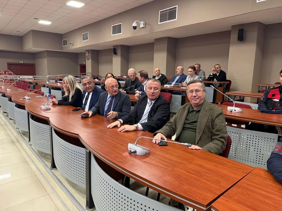 İYİ Parti'den Fatih Altaylı'nın Duruşmasına Destek