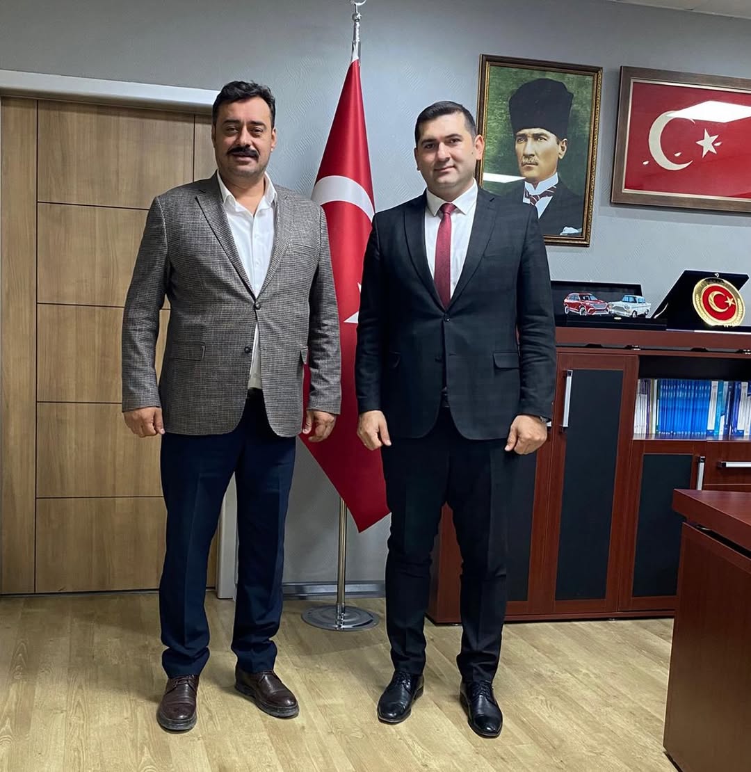 Dereçine Belediye Başkanı Aykut OKUMUŞ, İl Müdürü Süleyman ÇELİKBAŞ'ı Ziyaret Etti