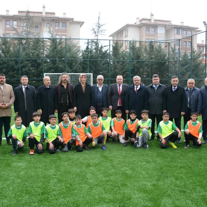 Afyonkarahisar Milletvekili Mehmet Taytak'ın Spor Tesis Açılışına Katılımı