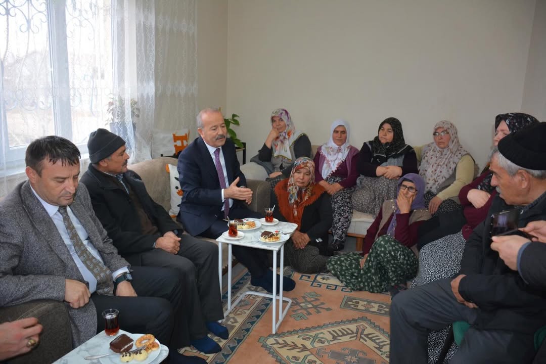 Türk Kadınının Birliği ve Merhameti: 'Hayırlı Günler Komşum'