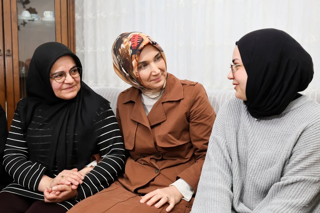 Vali Kübra Güran Yiğitbaşı Sultan Kılınçkaya'yı Ziyaret Etti