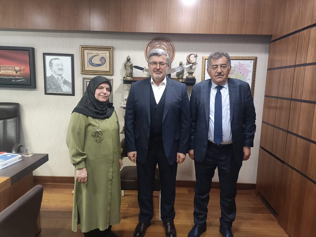Münih UİD Yönetiminden, Haydarlı Kasabamızdan Hemşehrimiz Abbas Eryılmaz ve Eşini Gazi Meclisimizde Misafir Ettik