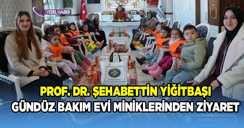 Bolvadin Belediye Başkanı Derviş Aynacı, Prof. Dr. Şehabettin Yiğitbaşı Gündüz Bakım Evi’nde Miniklerle Keyifli Bir Gün Geçirdi