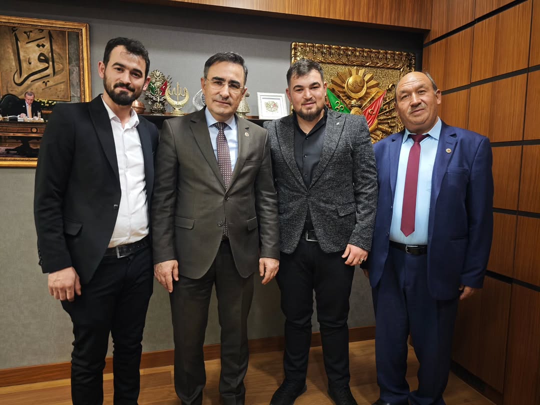 İscehisar Seydiler Belediye Başkanı Adem Tokdemir, Fırat Akyıl ve Tuna Akyıl'ı Ağırladı