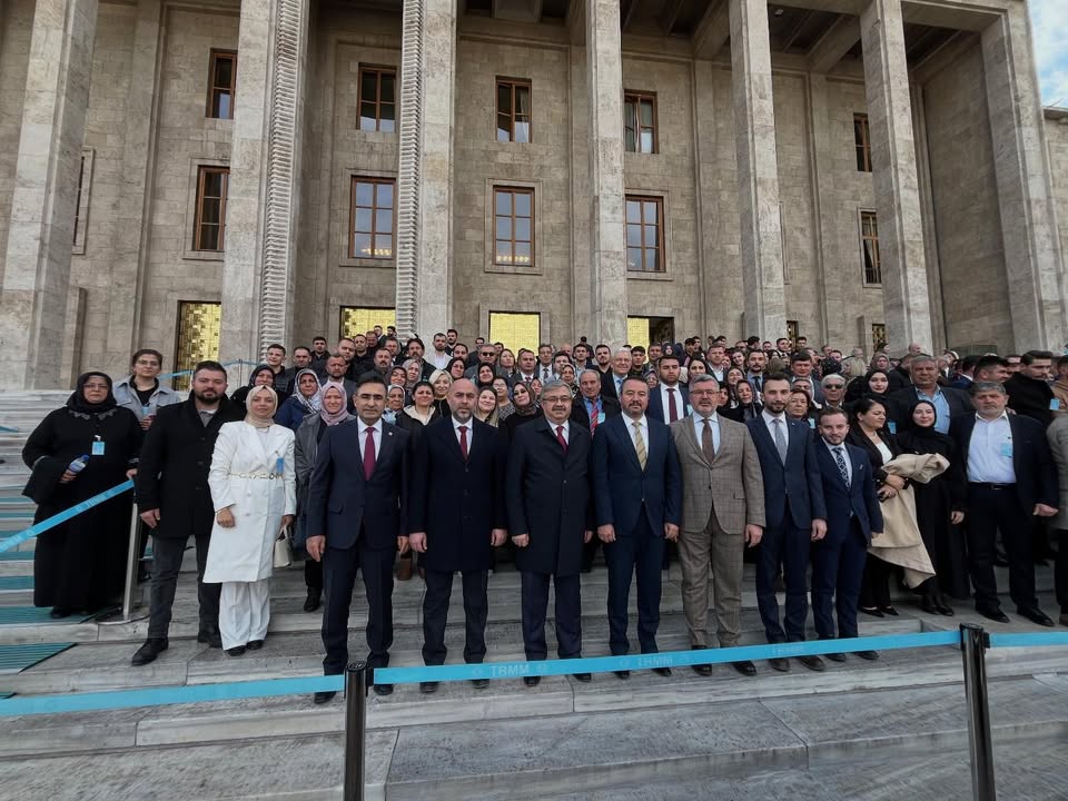 AK Parti Afyonkarahisar İl Gençlik Kolları TBMM Ziyareti
