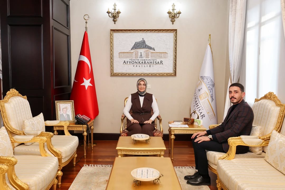 Valimiz Doç. Dr. Kübra Güran Yiğitbaşı, Tarım Orman Gençlik Konseyi Temsilcisi Enes Kelem'i Kabul Etti