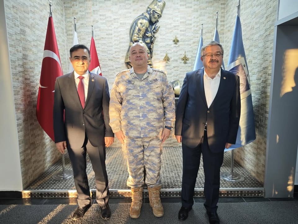 Afyonkarahisar Milletvekili Hasan Arslan 17. Hava ve Füze Savunma Üs Komutanıyla Buluştu