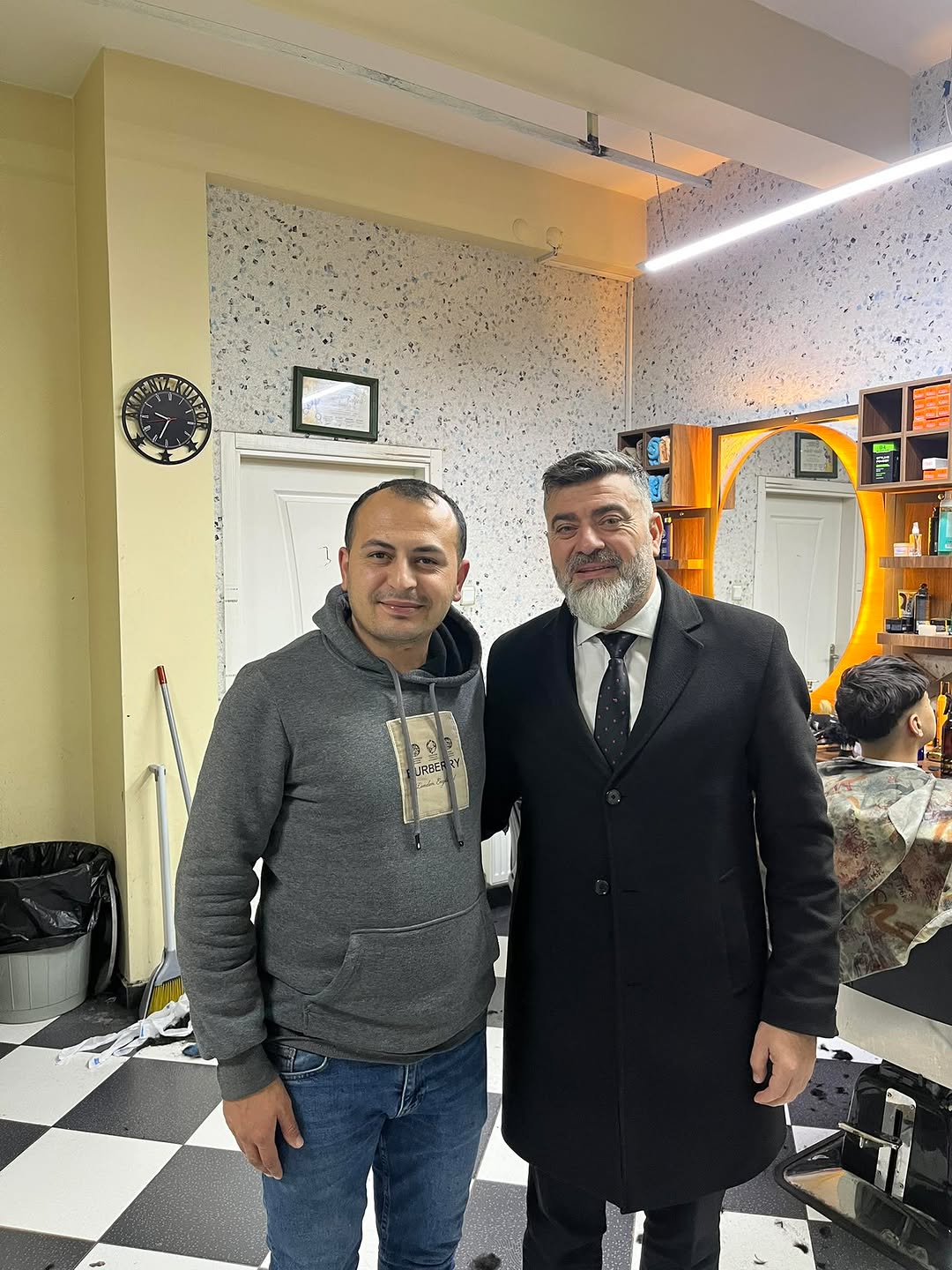 Afyonkarahisar Muhtarlar Derneği Başkanı Suat Uygur Meslektaşlarını Ziyaret Ediyor