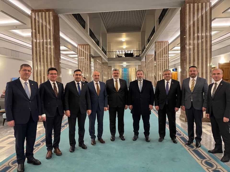 AK Parti Afyonkarahisar İl Başkanı ve Sandıklı Belediye Başkanı TBMM'de Misafir Edildi