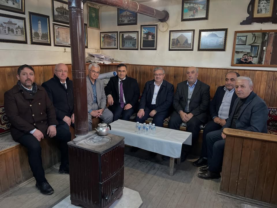 Milletvekili Hasan Arslan, Ahmetpaşa Belde Başkanı Lütfü Ayık'ı Ziyaret Etti