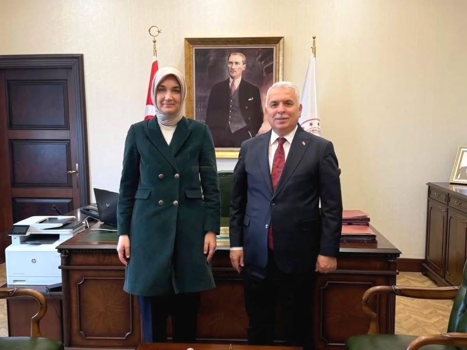 Vali Aziz Yıldırım'a Tebrik Ziyareti