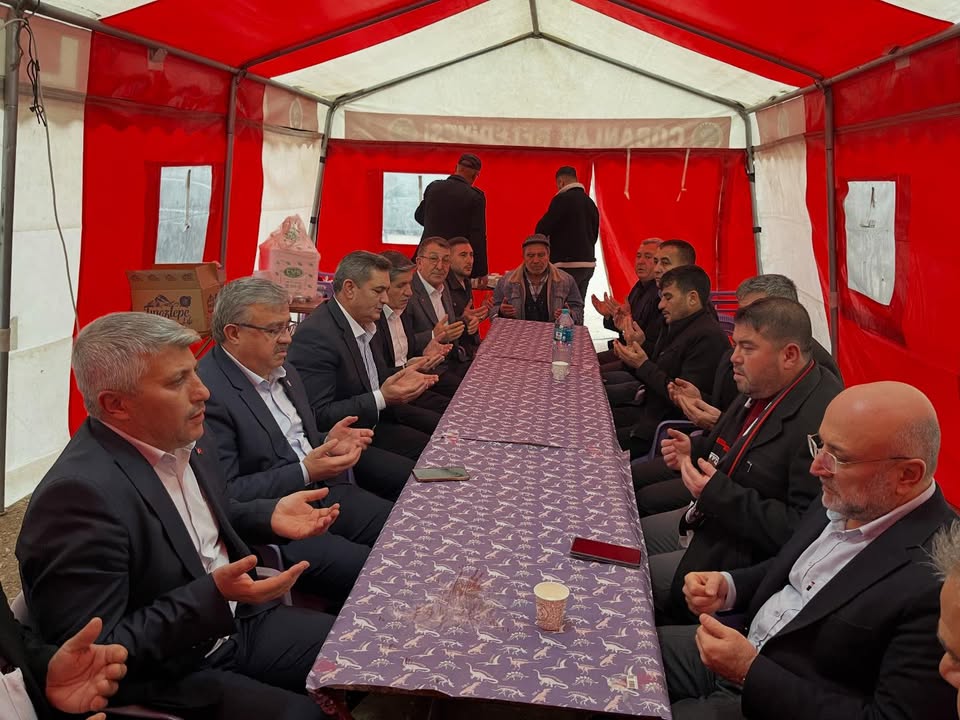 AK Parti Çobanlar Mahalle Temsilcisinin Ailesine Taziye Ziyareti