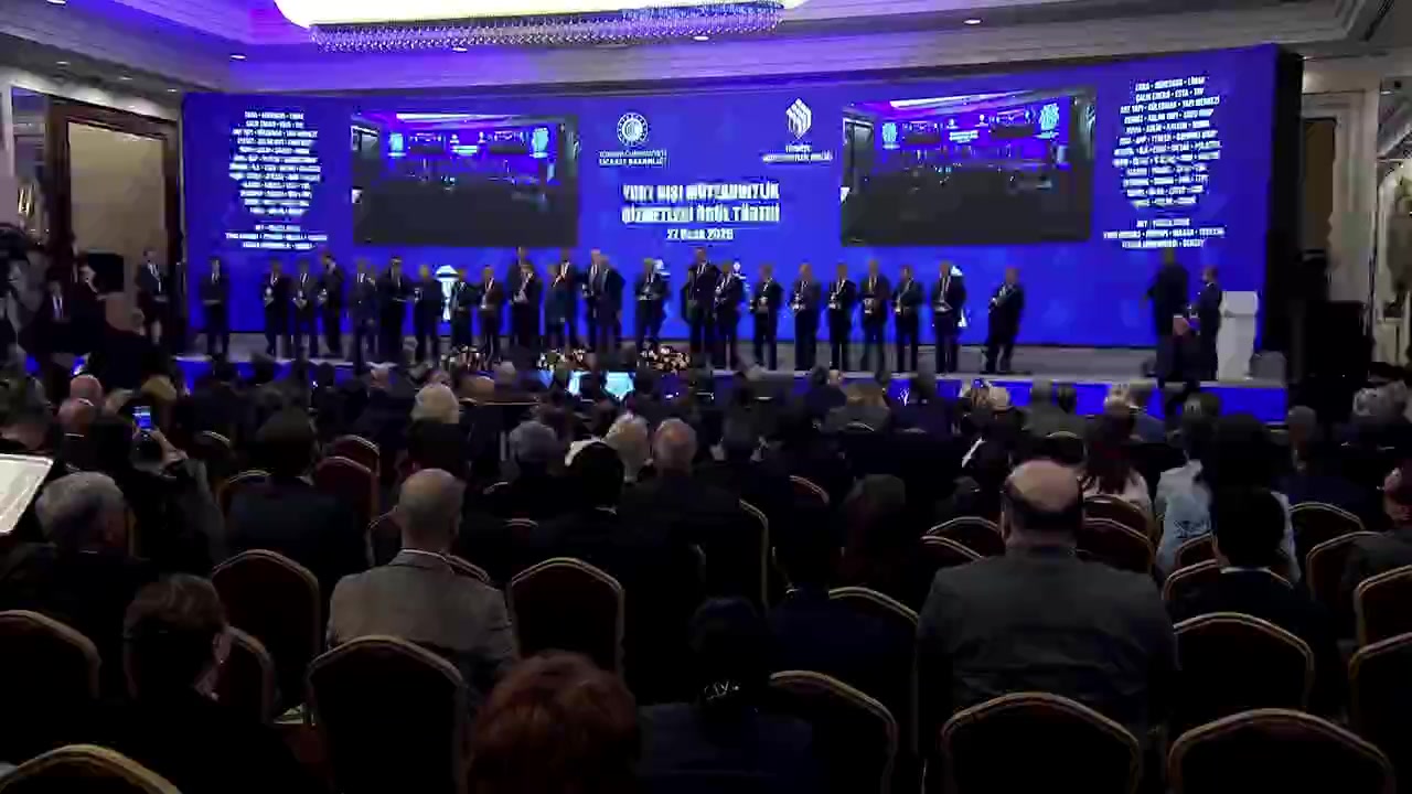 Cumhurbaşkanı Erdoğan Yurt Dışı Müteahhitlik Hizmetleri Başarı Ödülleri Töreni'nde