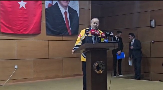 Afyonkarahisar Milletvekili Mehmet Taytak'ın Acil Sağlık Hizmetleri İçin Yapılan Yatırımları Paylaştığı Tören