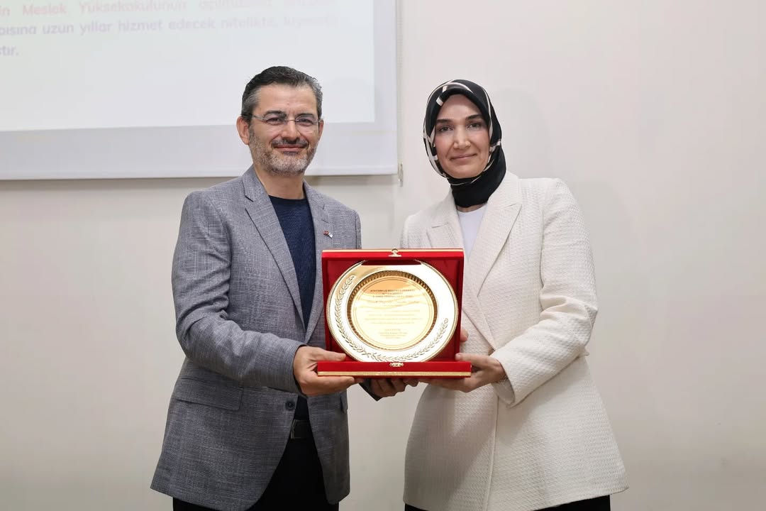 Afyonkarahisar Valiliği'nin Ödül Törenine Katılımı