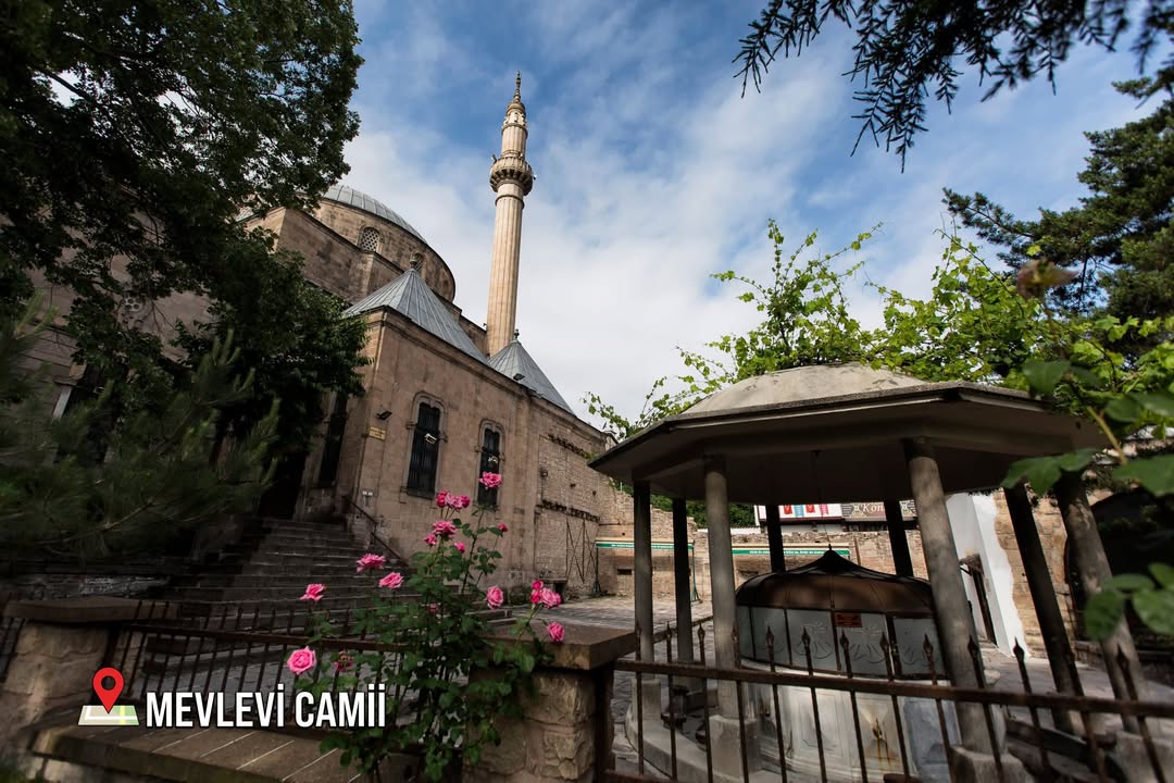 Berat Kandili'nde Ruhların Şefaatle Kuşatıldığı Mukaddes Gecedeyiz