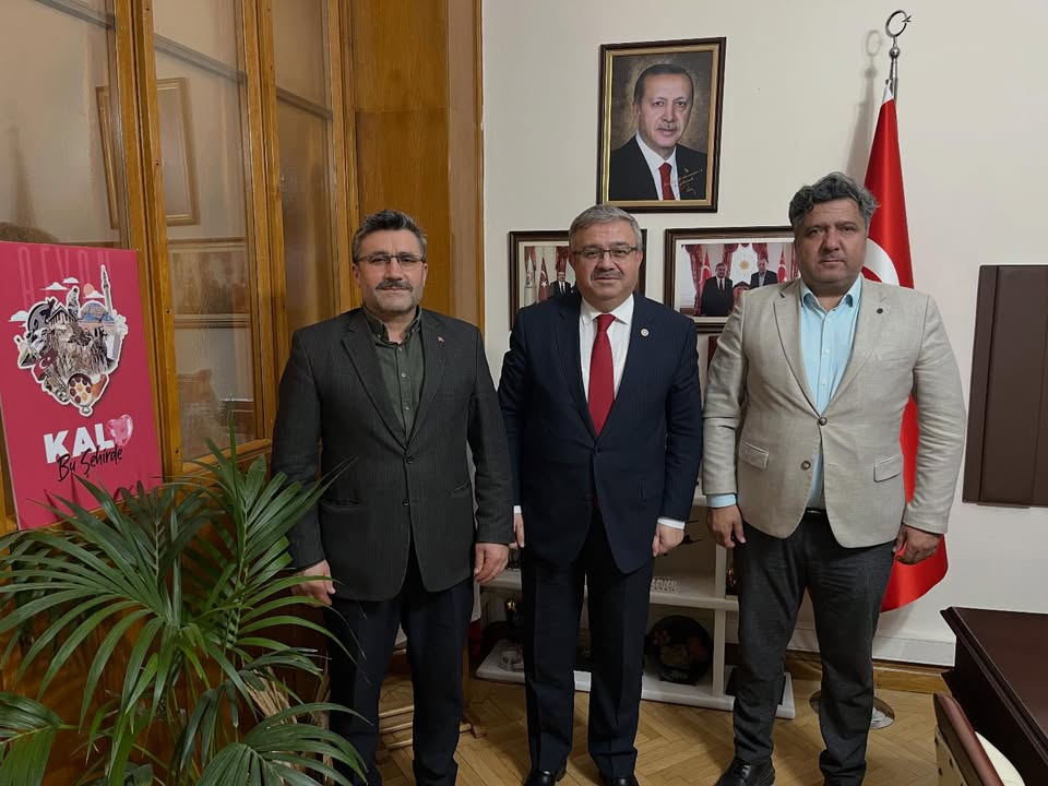 TBMM'de Hocalar Belediye Başkanı ve İGM Üyesi Ağırlandı