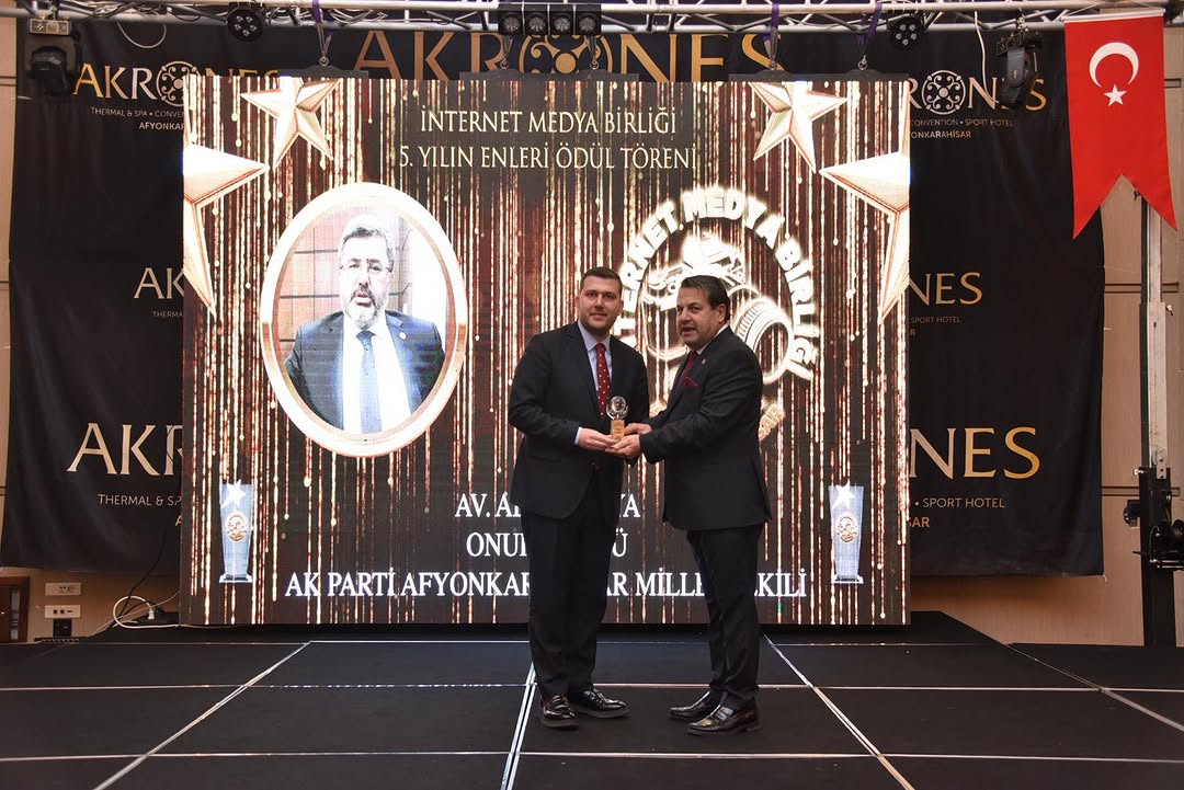 Afyonkarahisar AK Parti Milletvekili Avukat Ali Özkaya'ya Onur Ödülü