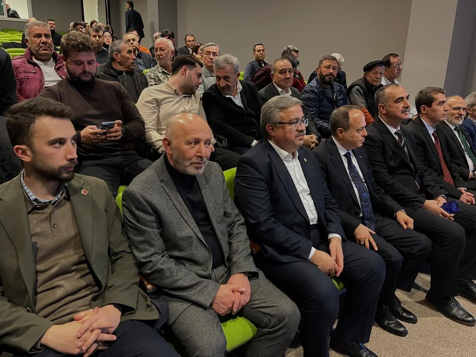 İstanbul Milletvekili Oğuz Üçüncü'nün Katılımıyla İklim Değişikliği Paneli Gerçekleştirildi