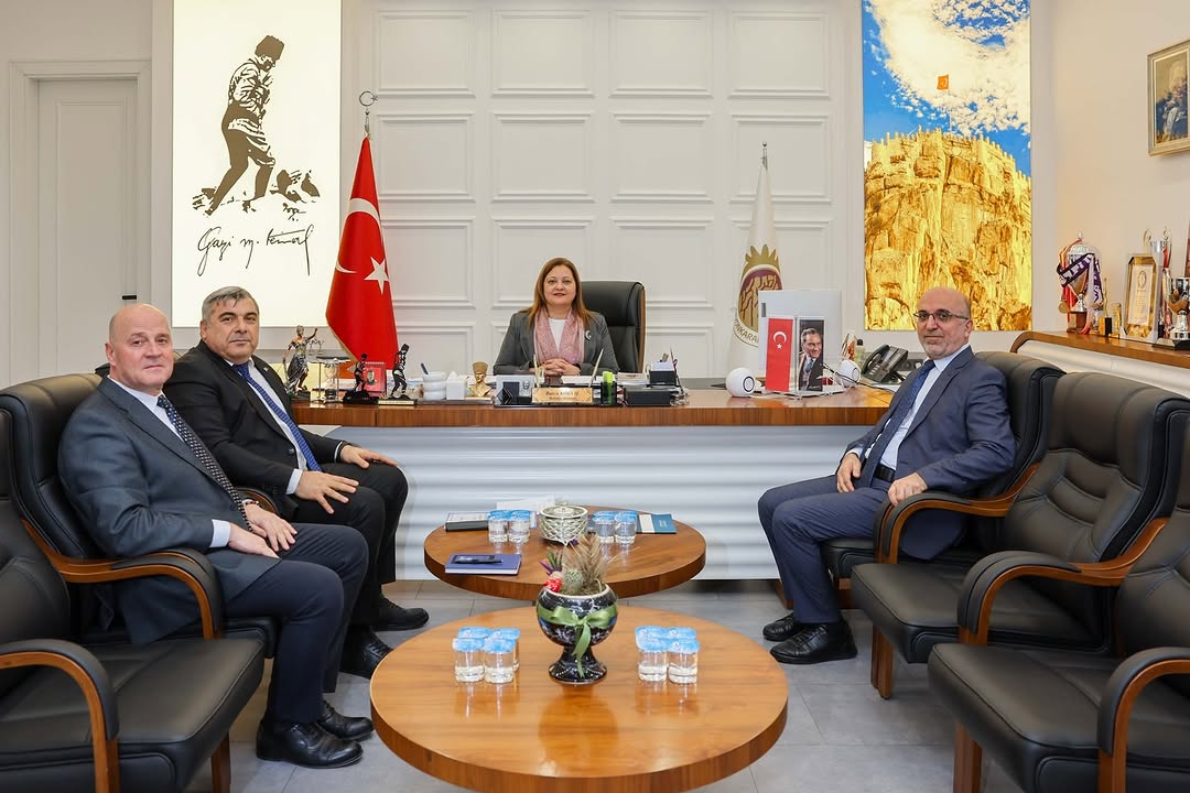 Afyonkarahisar İl Müftüsü ve İl Müdürleri Arasında Görüş Alışverişi