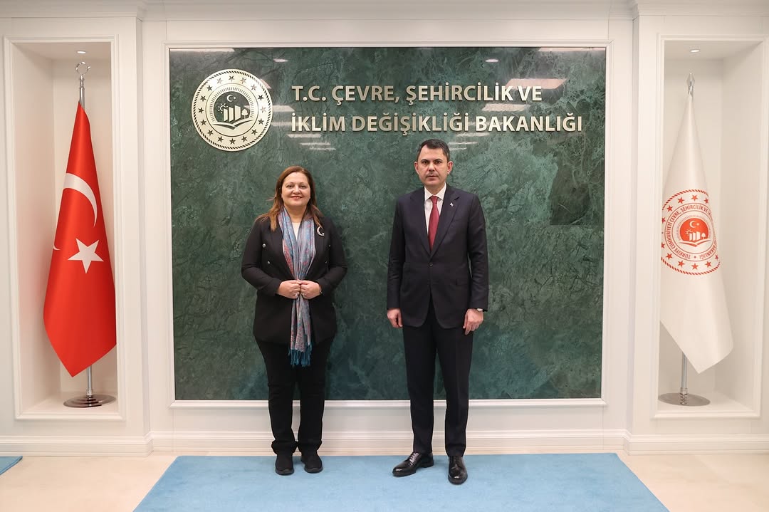 AfyonKarahisar Belediye Başkanı Çevre, Şehircilik ve İklim Değişikliği Bakanı Murat Kurum'u Ziyaret Etti